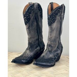 Shyanne Black Distressed Leather Cowboy Boots Stacked Heel, Pointed Toe Size 8